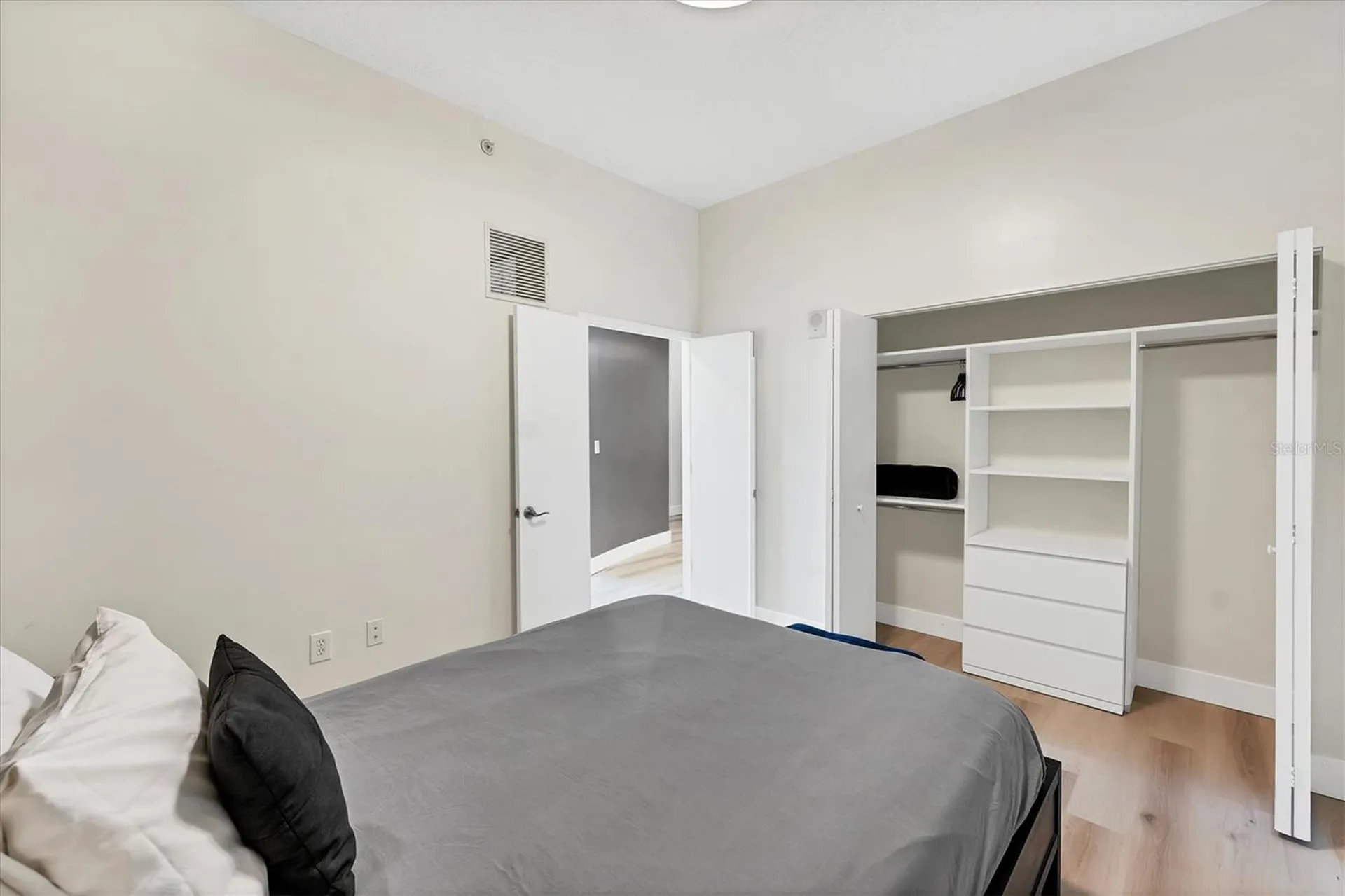 525 E Jackson Street Orlando FL 32801