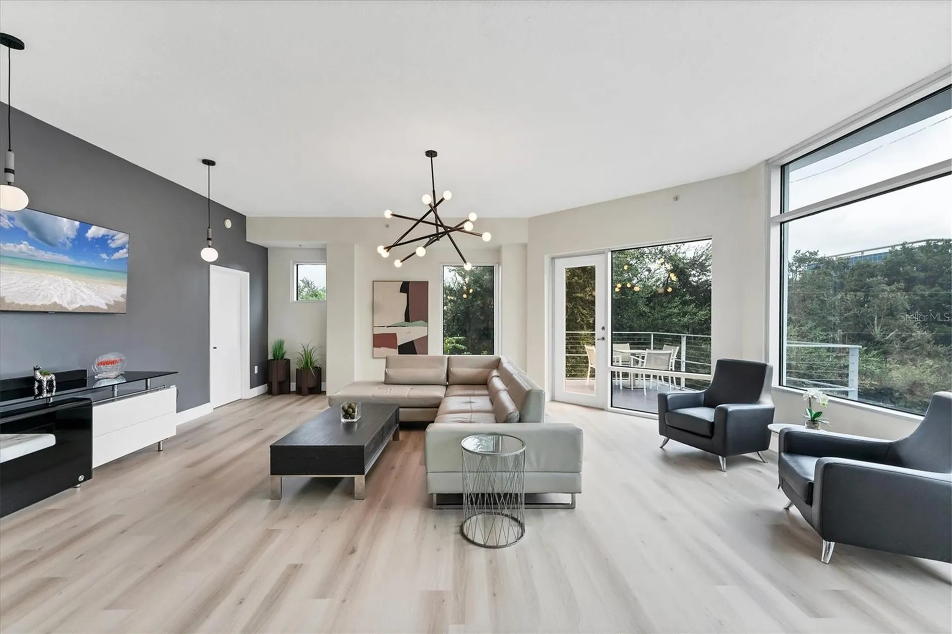 525 E Jackson Street Orlando FL 32801