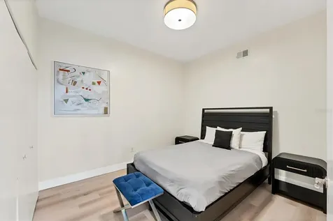 525 E Jackson Street Orlando FL 32801
