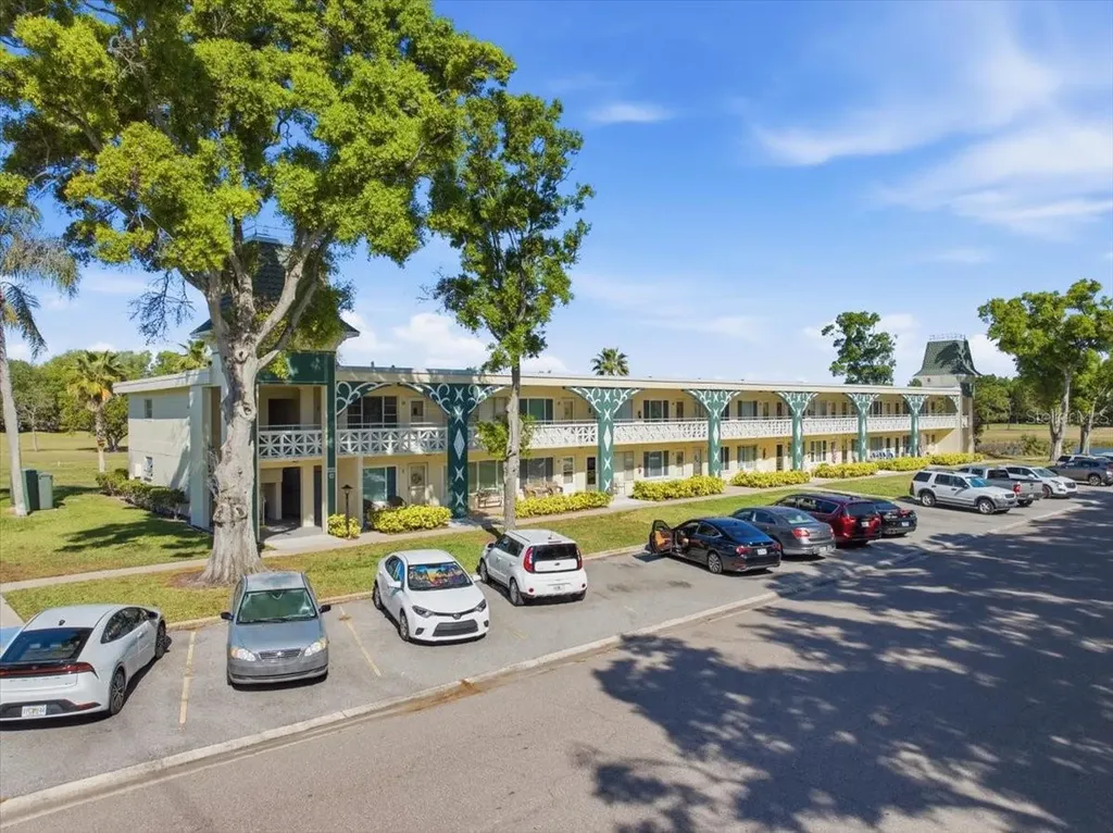 2400 Franciscan Drive Clearwater FL 33763