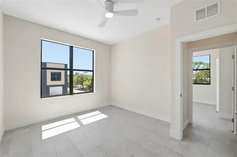 8460 Modano Place Tampa FL 33614
