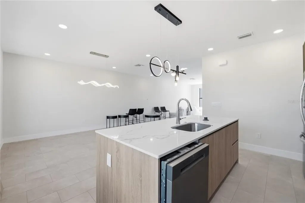 4353 Fontanarosa Village Court Tampa FL 33614