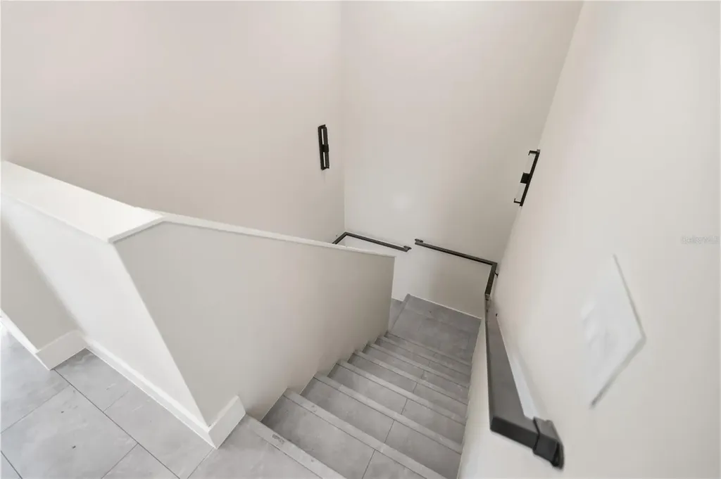 4353 Fontanarosa Village Court Tampa FL 33614