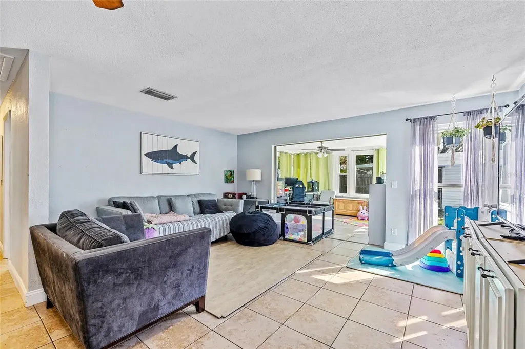 2821 Oak Lea Drive South Daytona FL 32119