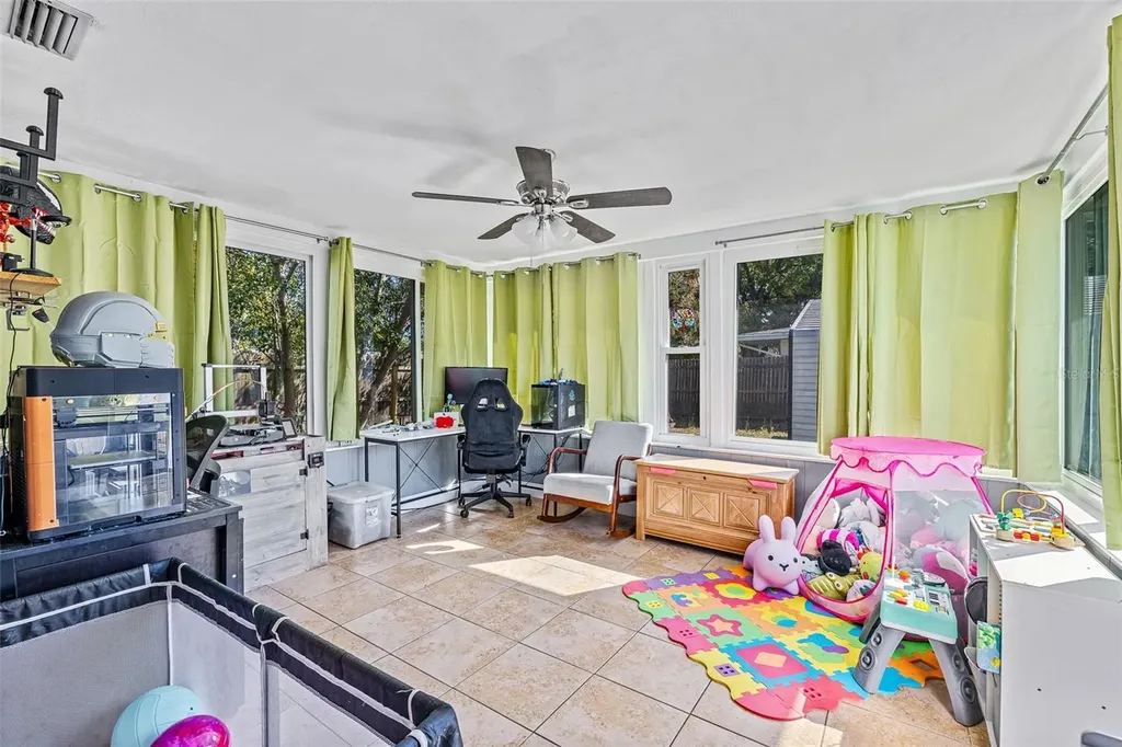 2821 Oak Lea Drive South Daytona FL 32119