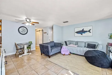 2821 Oak Lea Drive South Daytona FL 32119