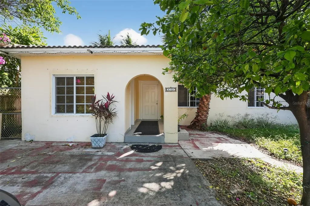 2131 Biarritz Drive Miami Beach FL 33141