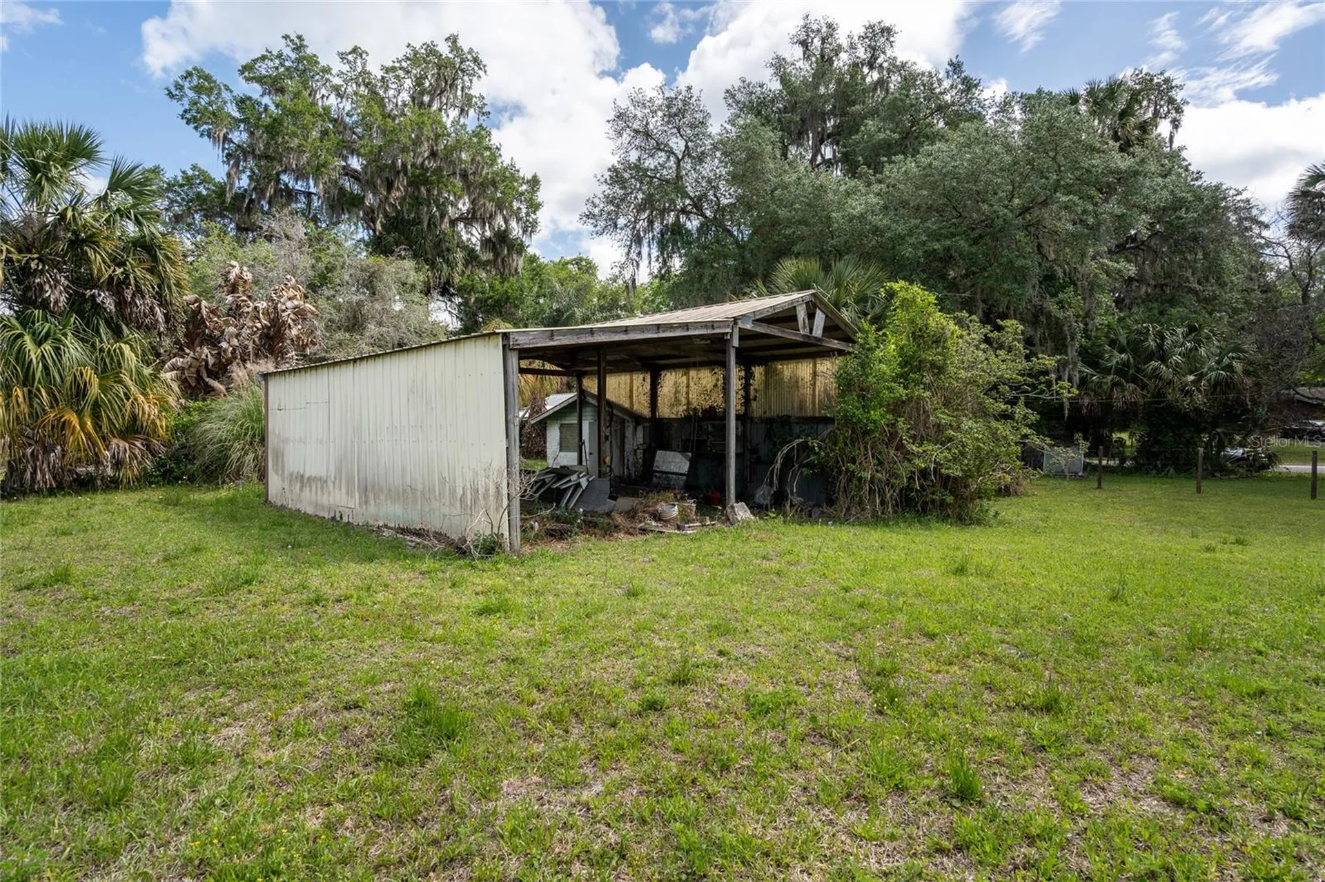 5560 Park Avenue De Leon Springs FL 32130