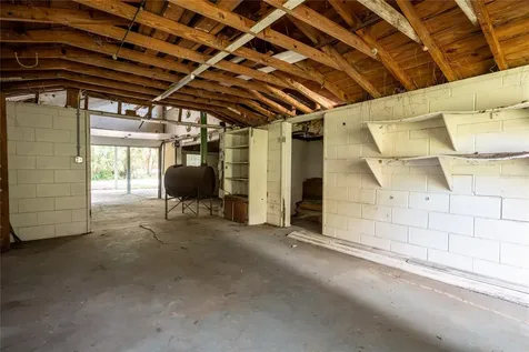 5560 Park Avenue De Leon Springs FL 32130