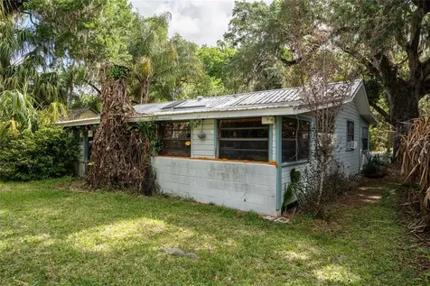 5560 Park Avenue De Leon Springs FL 32130