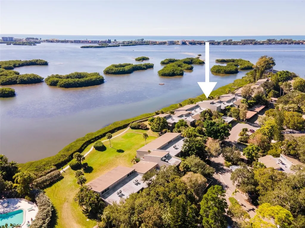 1520 Pelican Point Drive Sarasota FL 34231