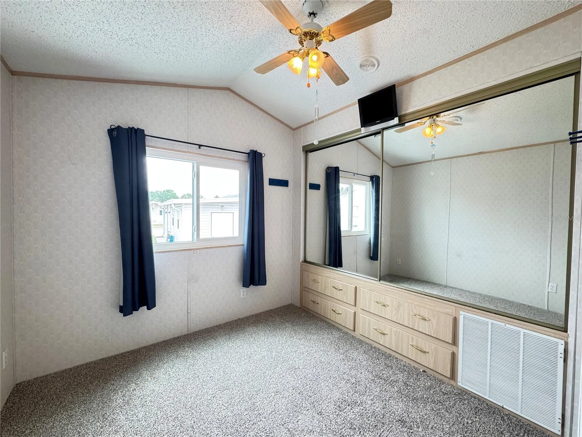 4848 Baker Avenue Zephyrhills FL 33541