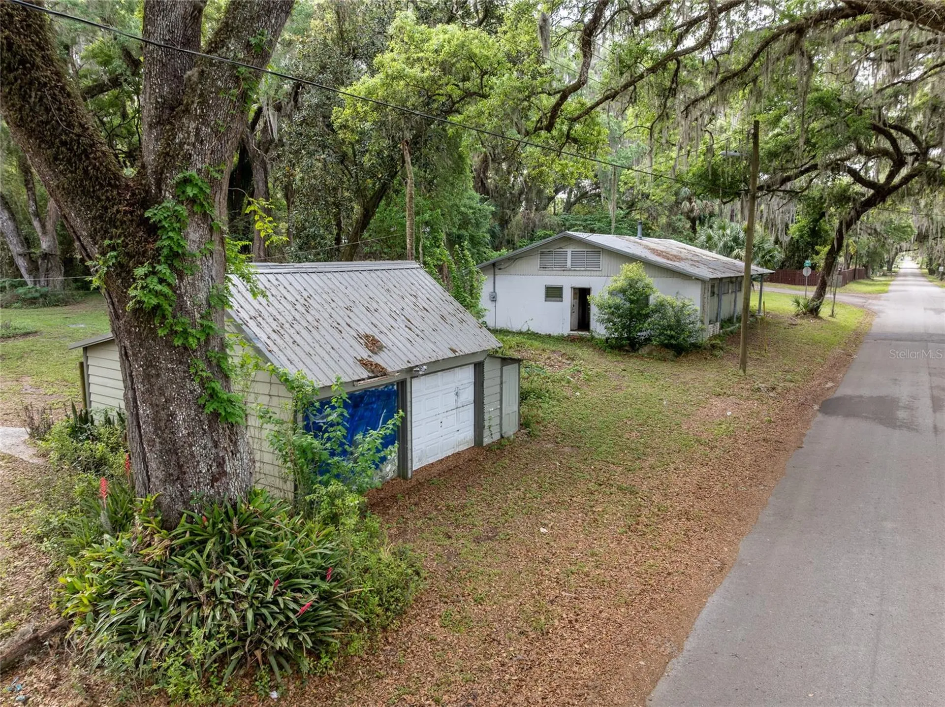 520 Desoto Avenue De Leon Springs FL 32130