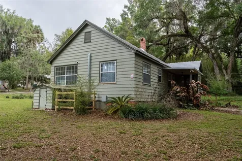 520 Desoto Avenue De Leon Springs FL 32130