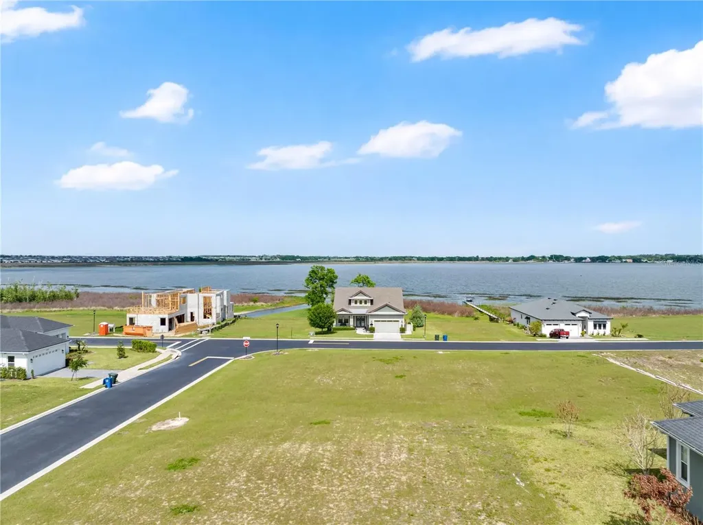 285 Caladium Avenue Lake Alfred FL 33850