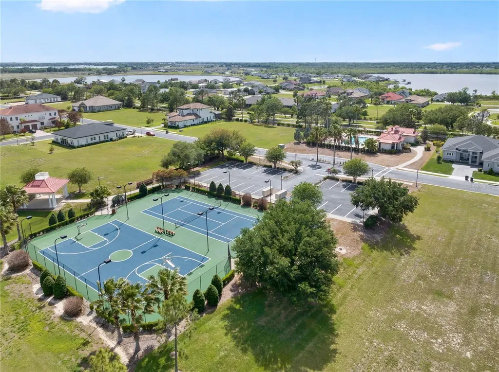 285 Caladium Avenue Lake Alfred FL 33850