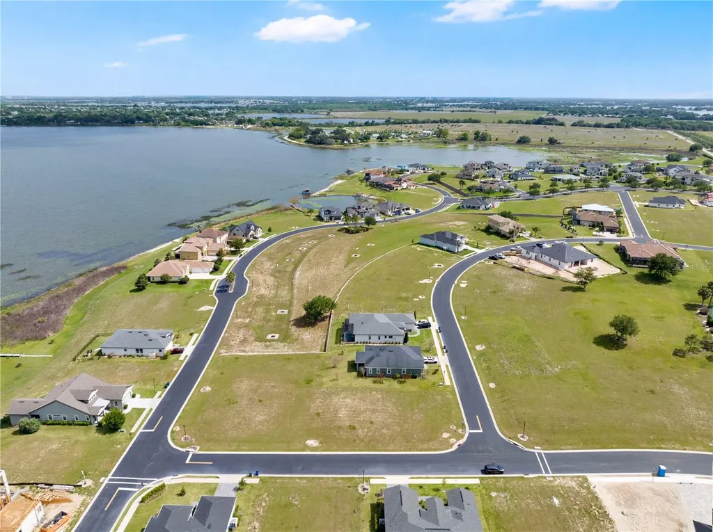 285 Caladium Avenue Lake Alfred FL 33850