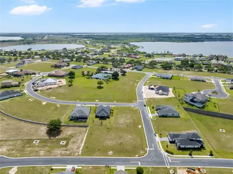285 Caladium Avenue Lake Alfred FL 33850