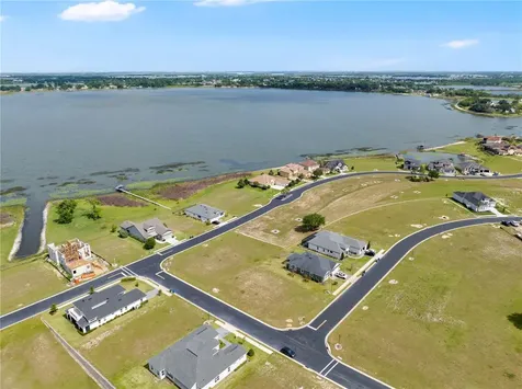 285 Caladium Avenue Lake Alfred FL 33850