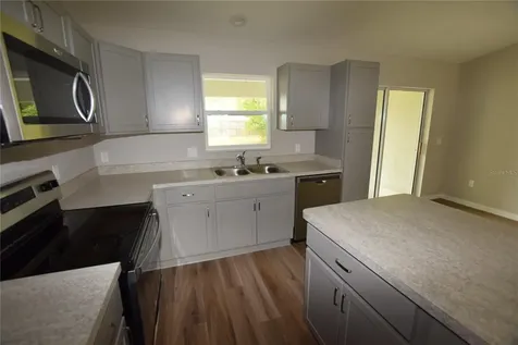 21 Olive Circle Ocala FL 34472