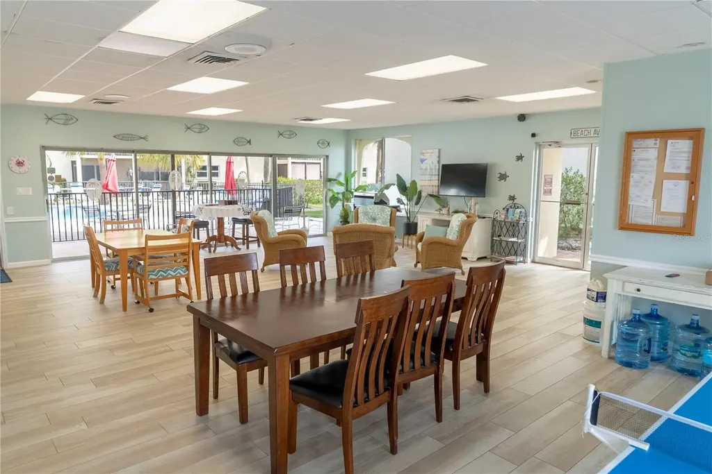 925 Beach Road Sarasota FL 34242