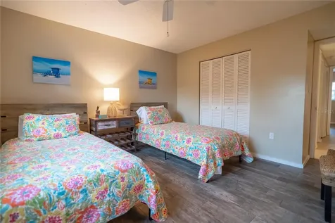 925 Beach Road Sarasota FL 34242