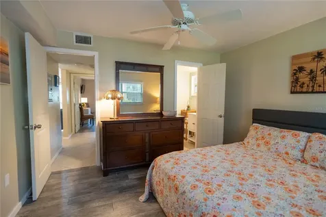 925 Beach Road Sarasota FL 34242
