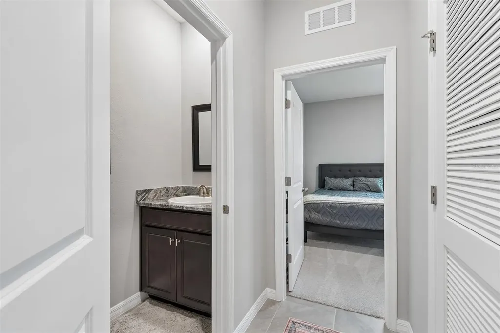 9845 Shoreline View Way Wesley Chapel FL 33545
