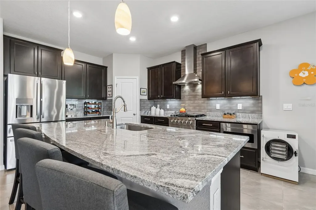9845 Shoreline View Way Wesley Chapel FL 33545