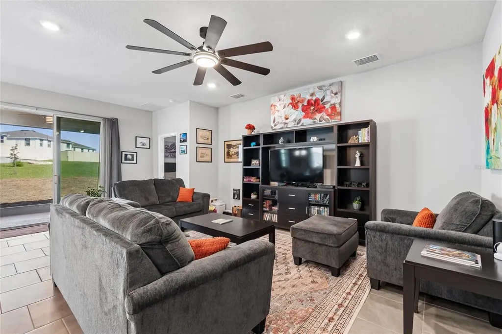 9845 Shoreline View Way Wesley Chapel FL 33545