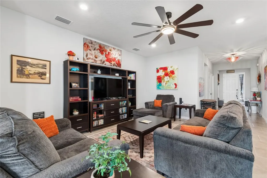 9845 Shoreline View Way Wesley Chapel FL 33545
