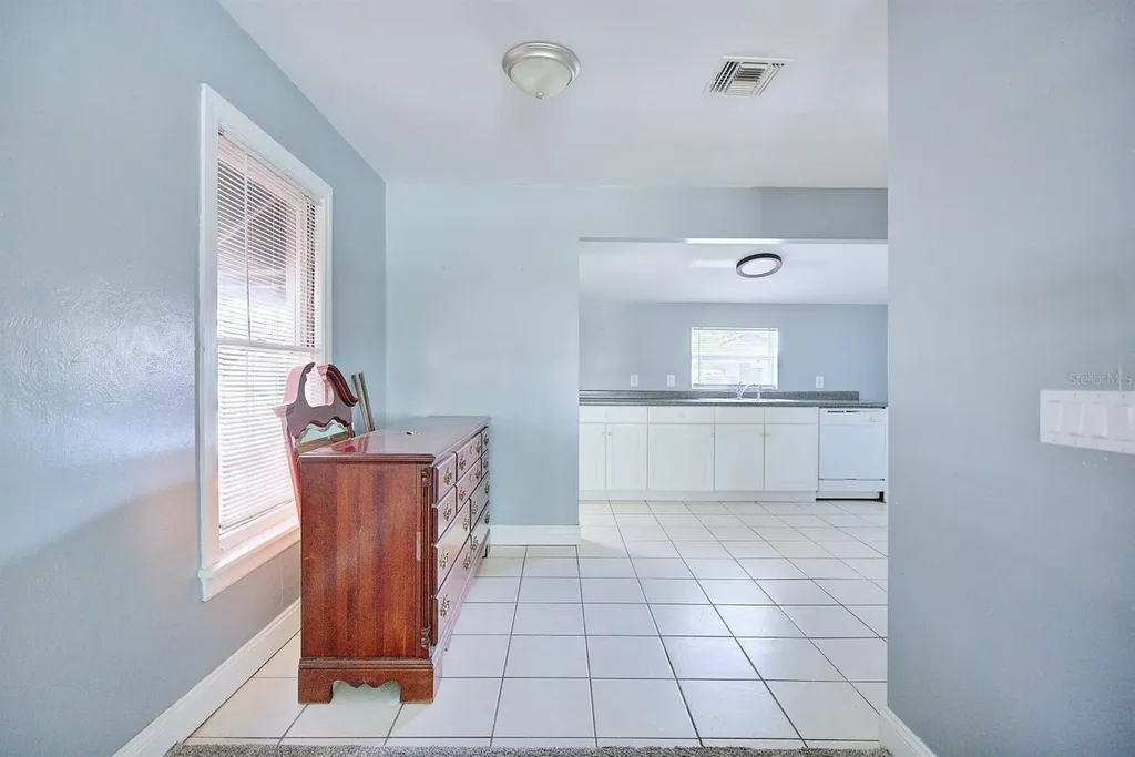 121 Bates Avenue SE Winter Haven FL 33880