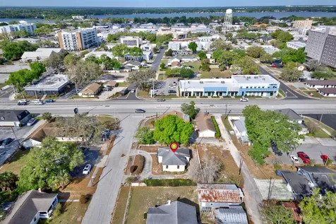 121 Bates Avenue SE Winter Haven FL 33880
