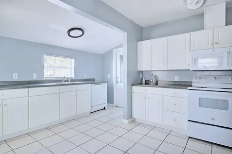 121 Bates Avenue SE Winter Haven FL 33880