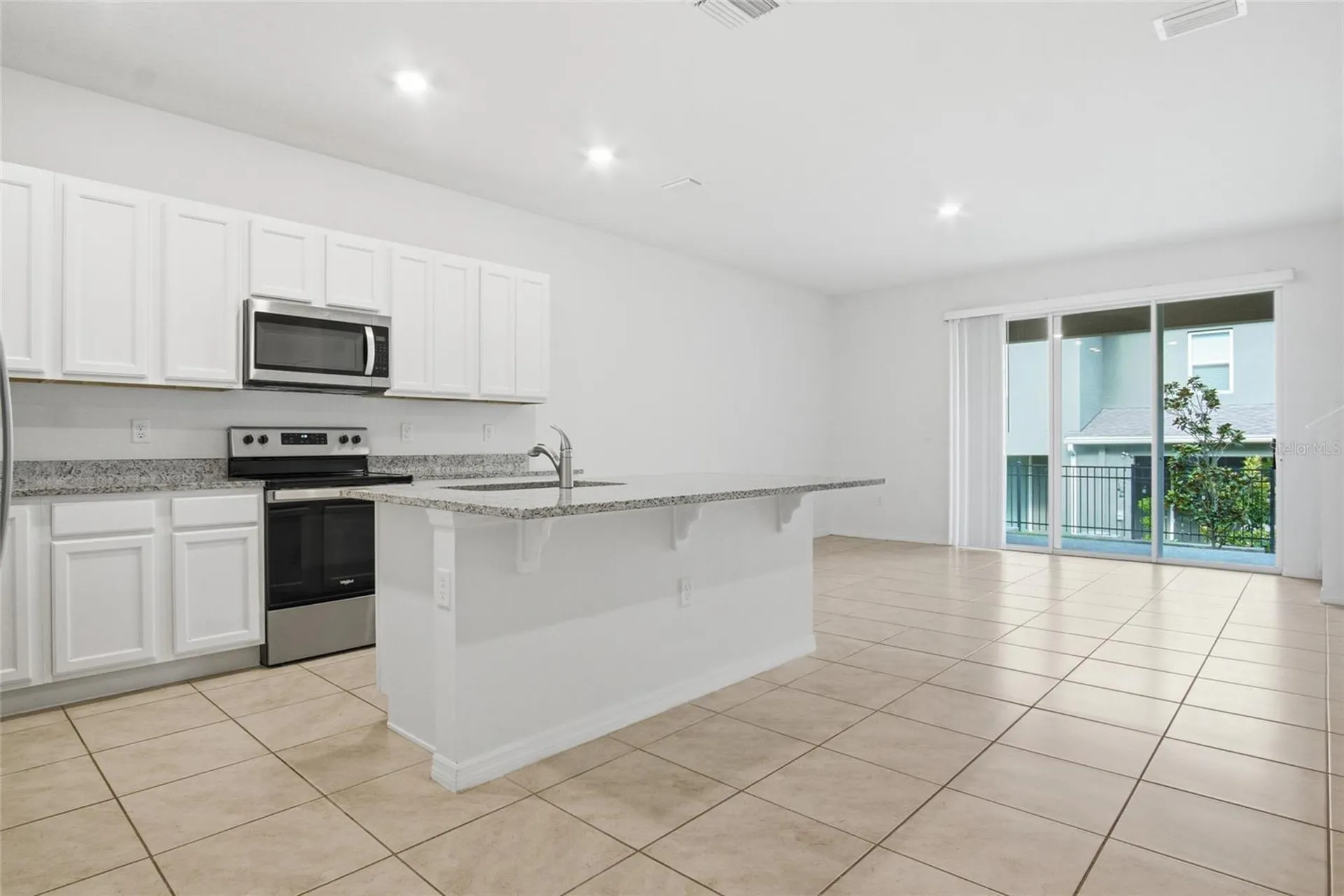 1535 Lumber Avenue Davenport FL 33837