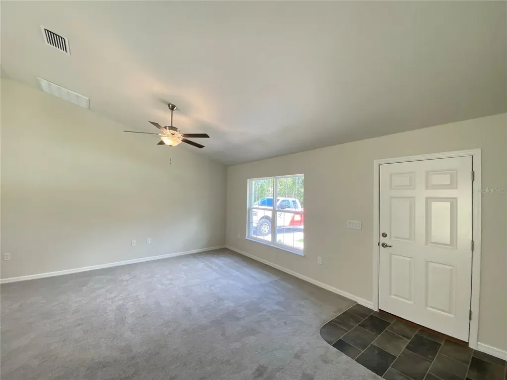 8180 N Wakefield Drive Citrus Springs FL 34434