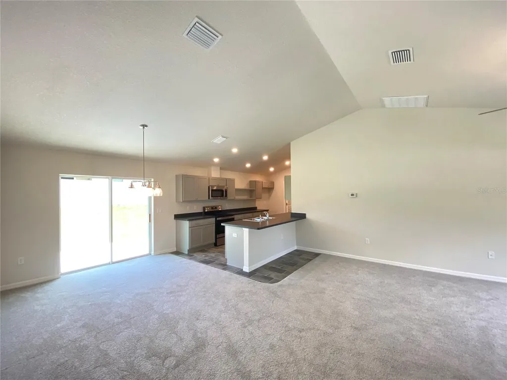 8180 N Wakefield Drive Citrus Springs FL 34434