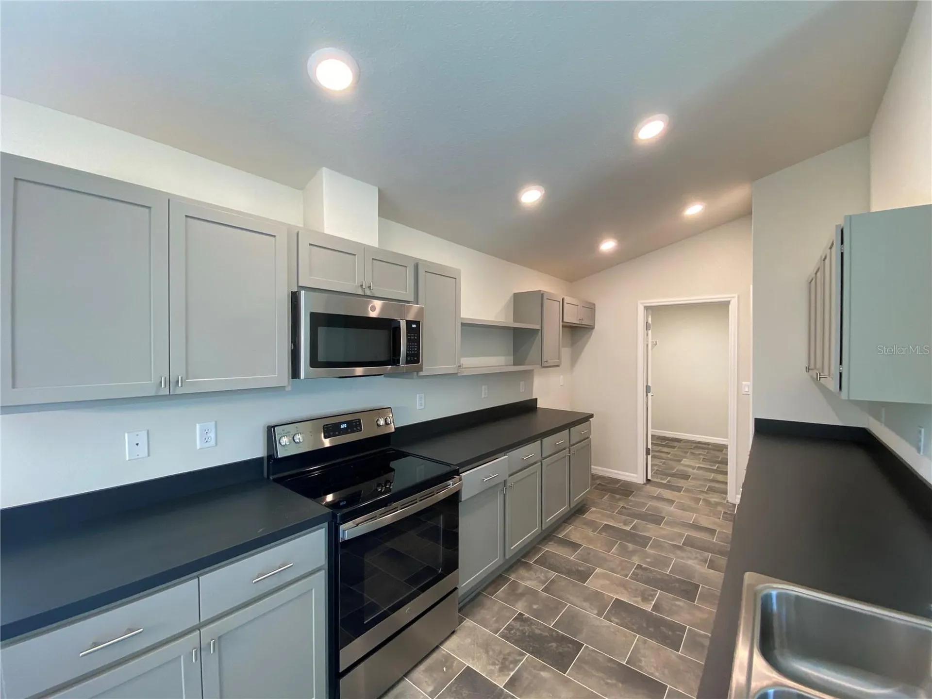 8180 N Wakefield Drive Citrus Springs FL 34434