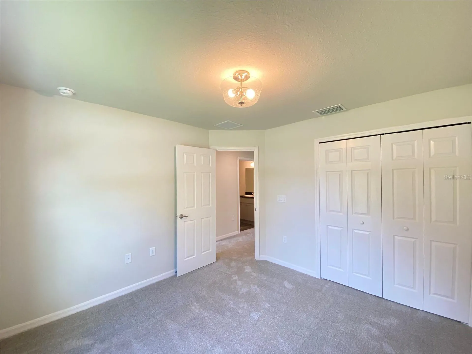 8180 N Wakefield Drive Citrus Springs FL 34434