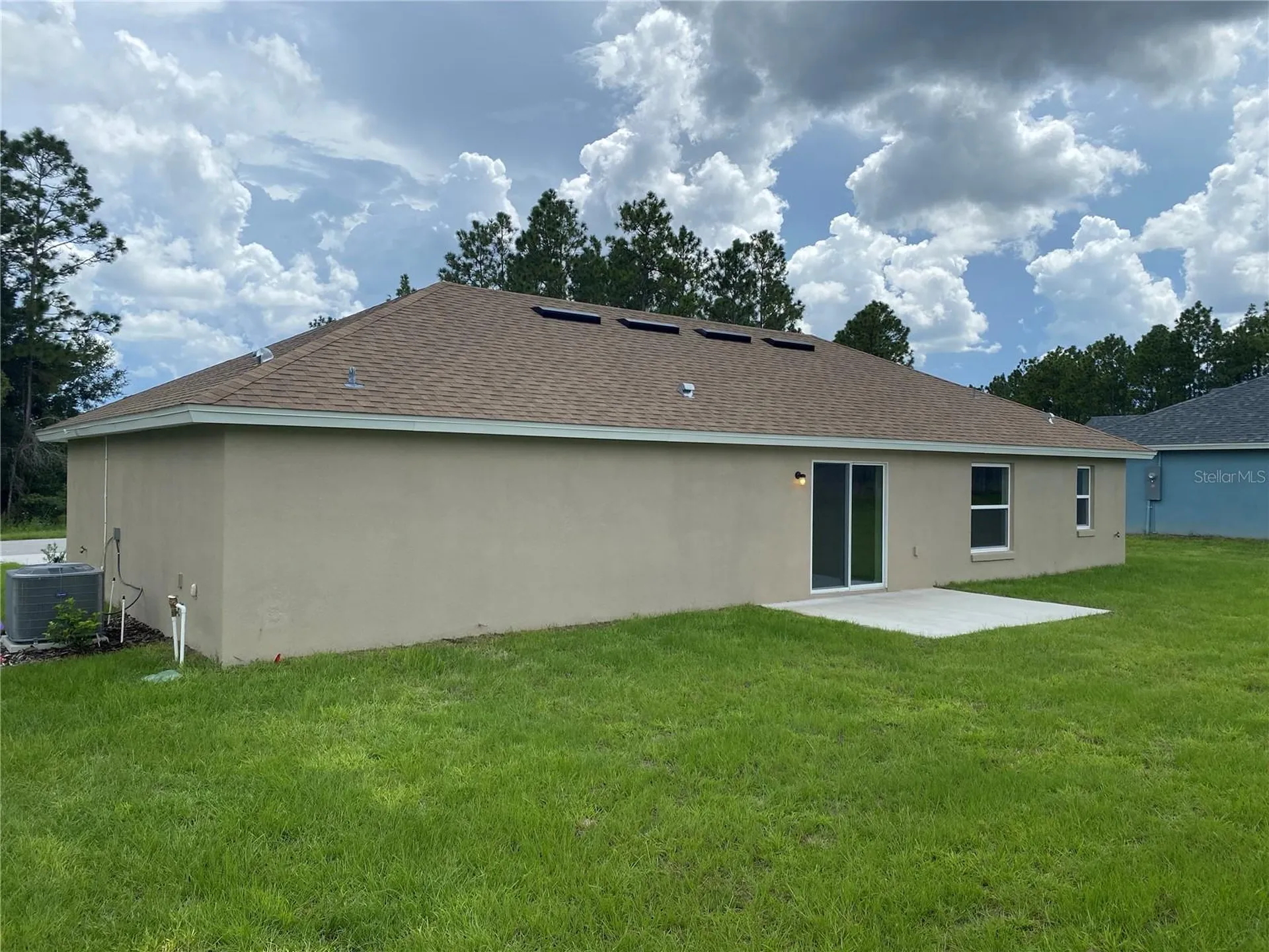 8180 N Wakefield Drive Citrus Springs FL 34434