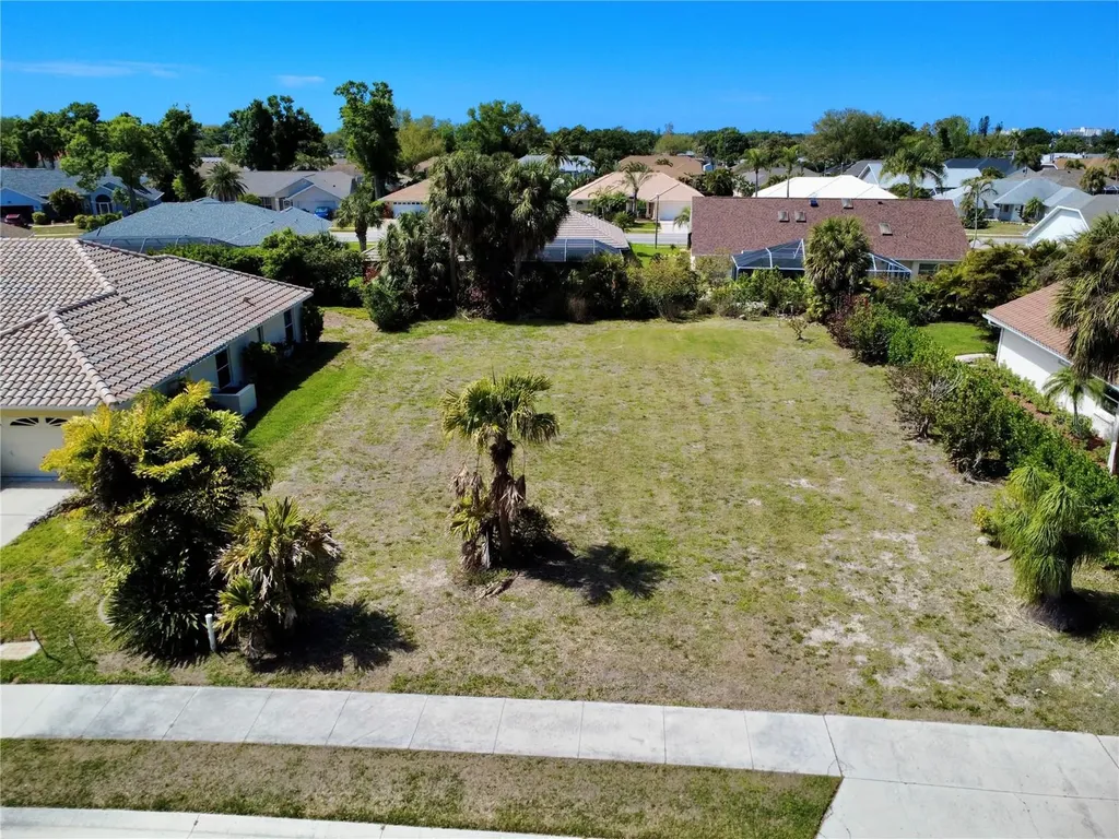 565 Park Estates Square Venice FL 34293