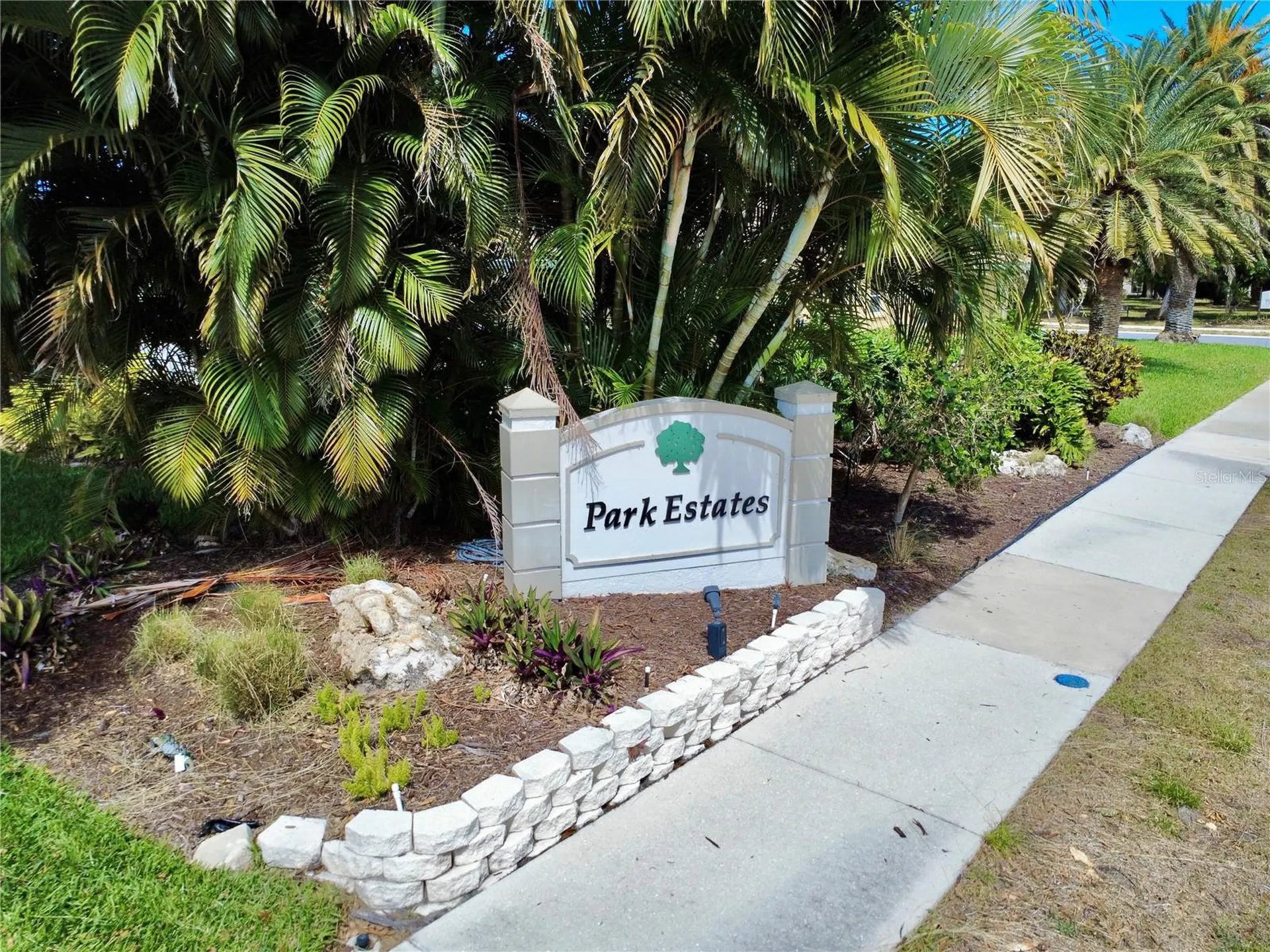 565 Park Estates Square Venice FL 34293
