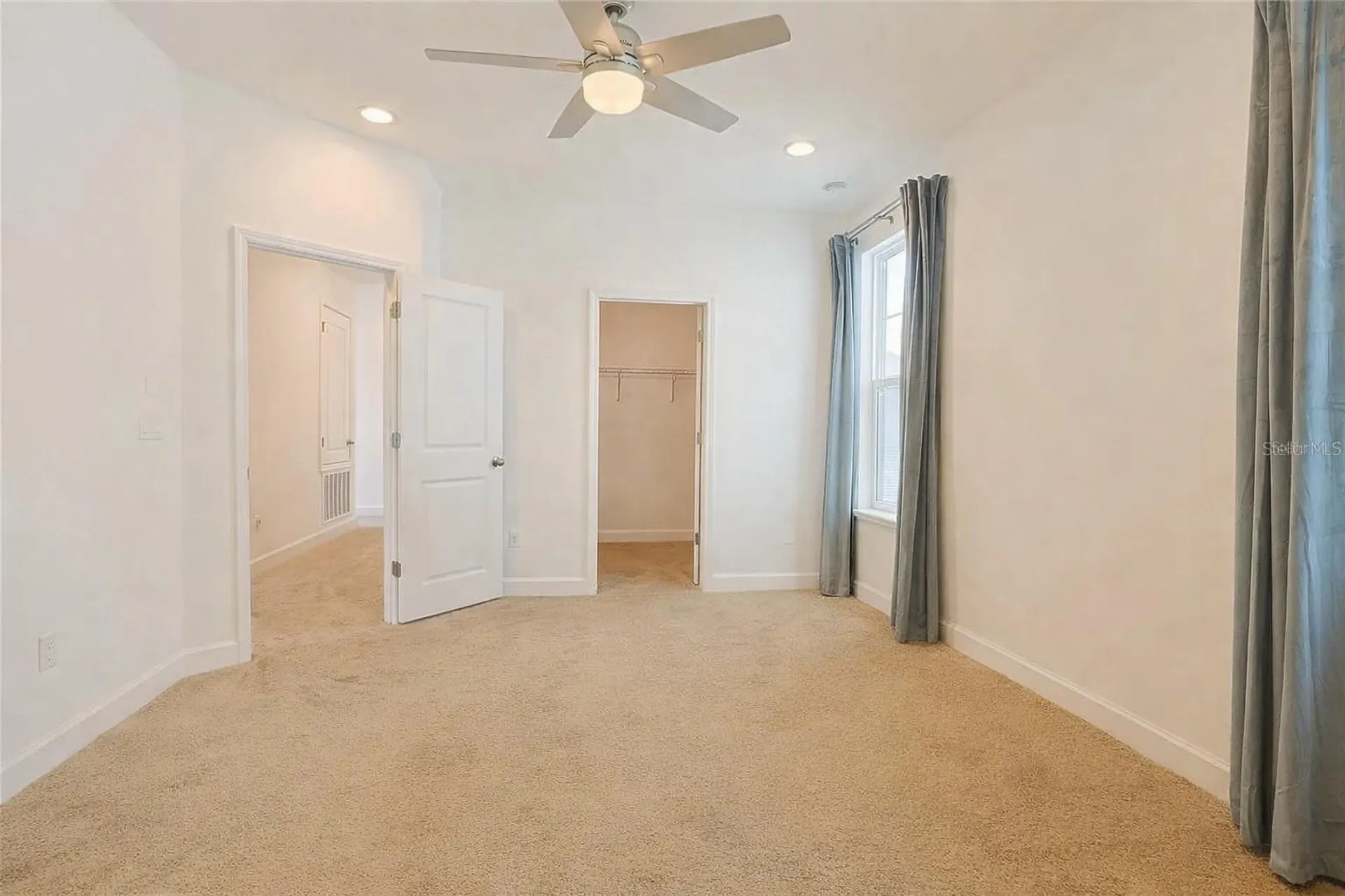 7038 Arnoldson Street Orlando FL 32827