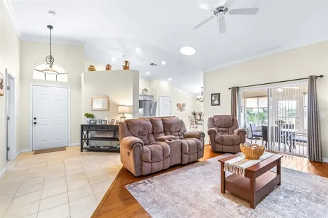6866 Bendelow Drive Lakeland FL 33810