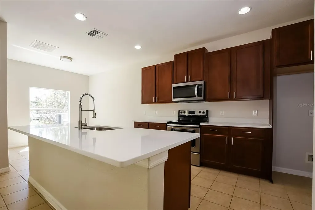 12104 Citruswood Drive Orlando FL 32832