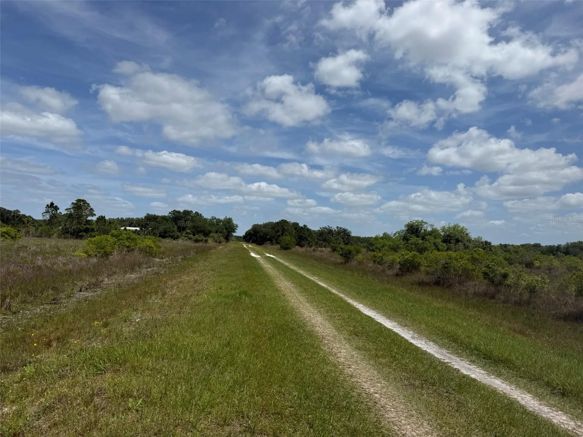 15575 NW 296th Street Okeechobee FL 34972