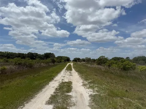 15575 NW 296th Street Okeechobee FL 34972