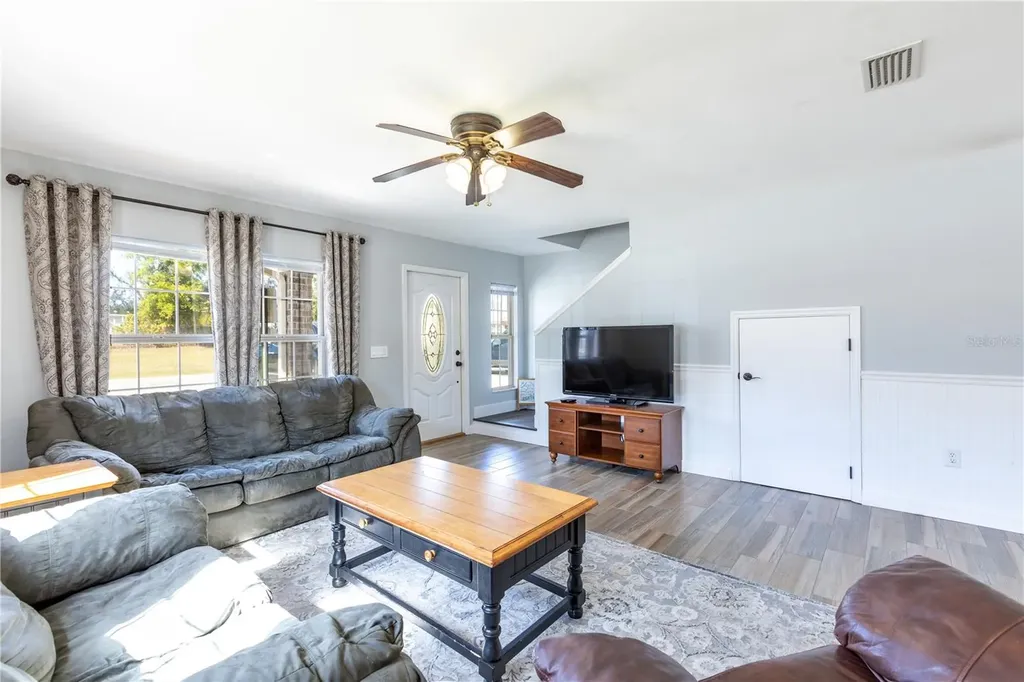 705 SE Townhomes Boulevard Lake Butler FL 32054