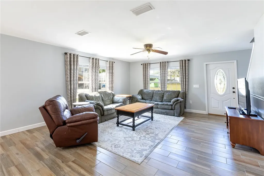705 SE Townhomes Boulevard Lake Butler FL 32054