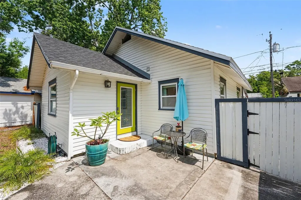 6385 31st Street North St Petersburg FL 33702